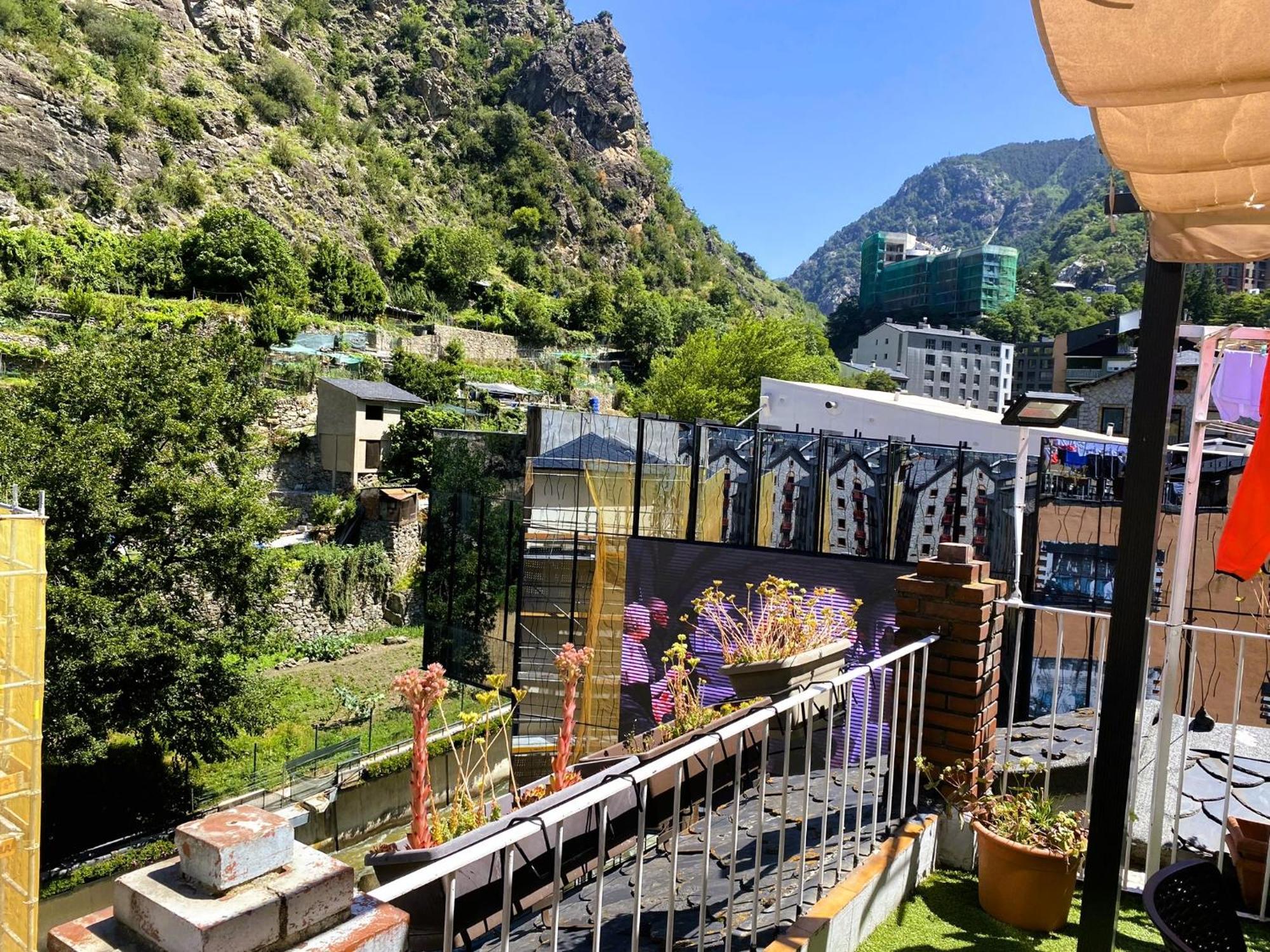 Alberg Els Andes Andorra la Vella Bagian luar foto